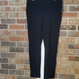 New With Tags Romeo & Juliet Couture Leggings
